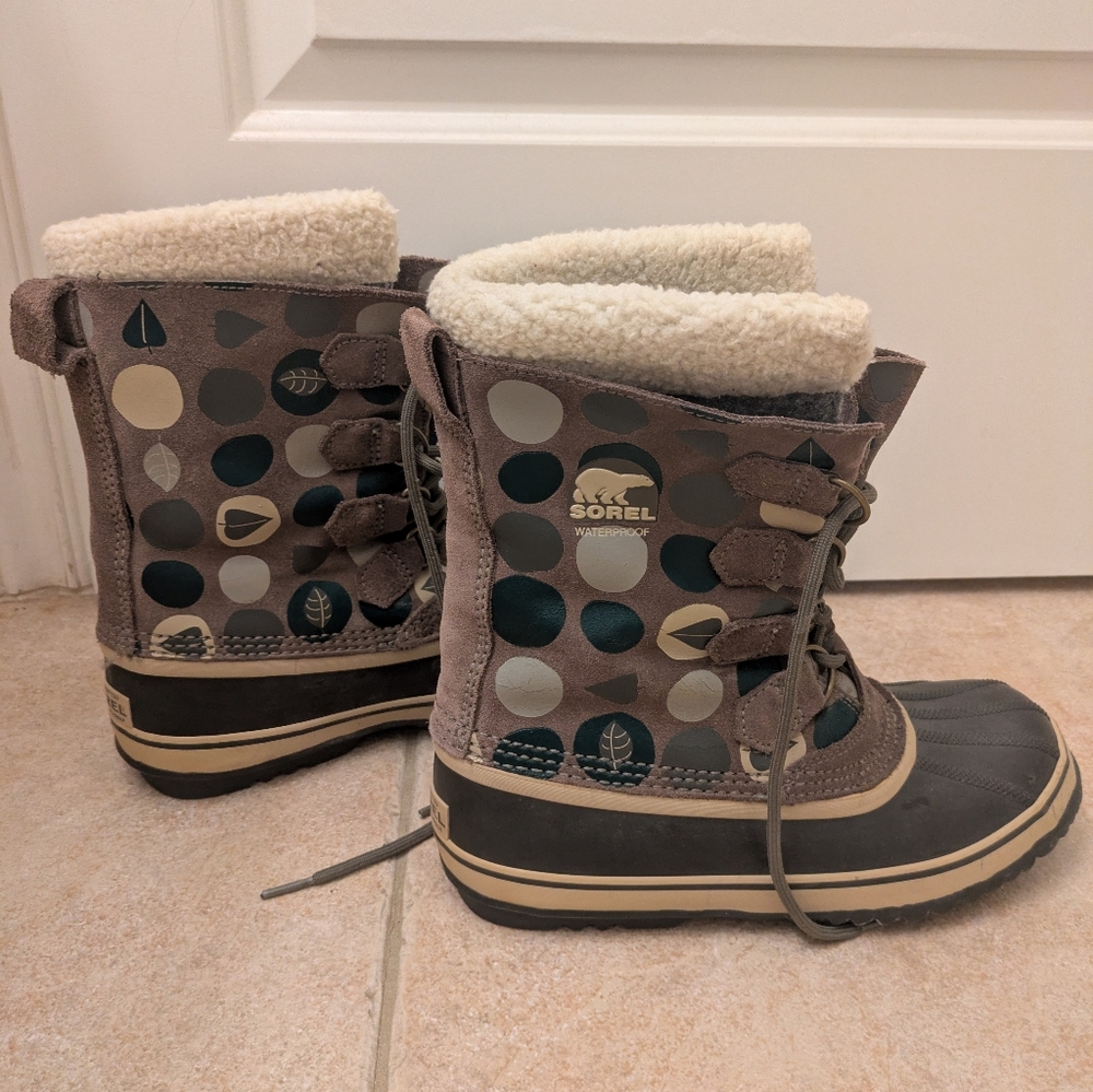 Sorel 1964 Women's Polka Dot Waterproof Boots - Gray and Cream